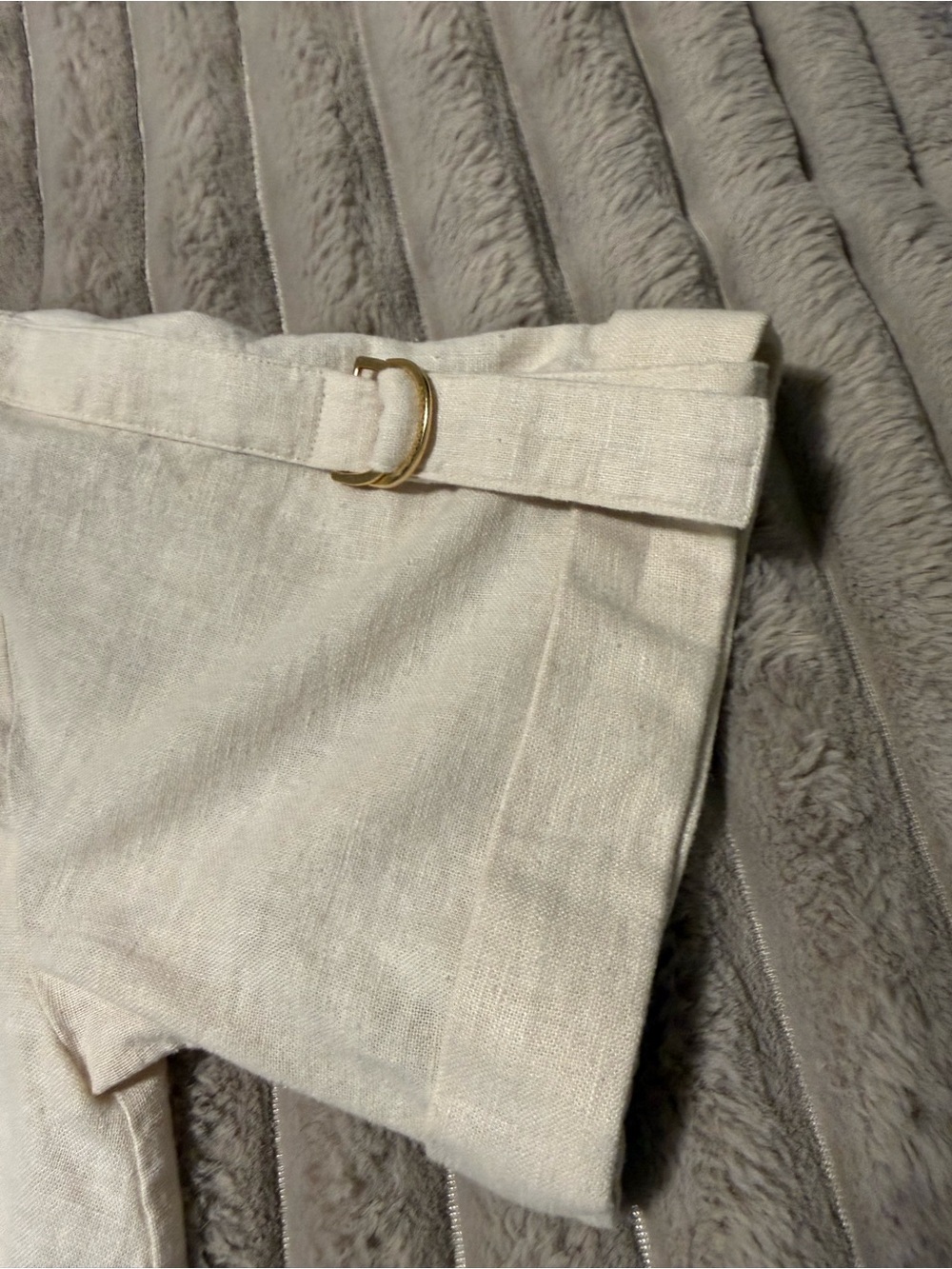 Michael Kors Beige Cropped Utility Shirt - Picture 5 of 7